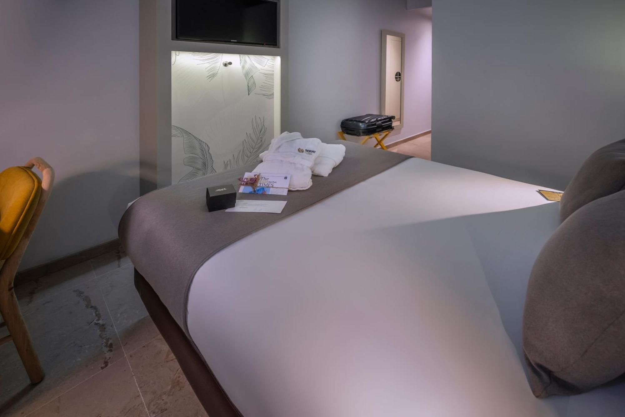 Hotel Serhs Del Port Barcelona Bagian luar foto