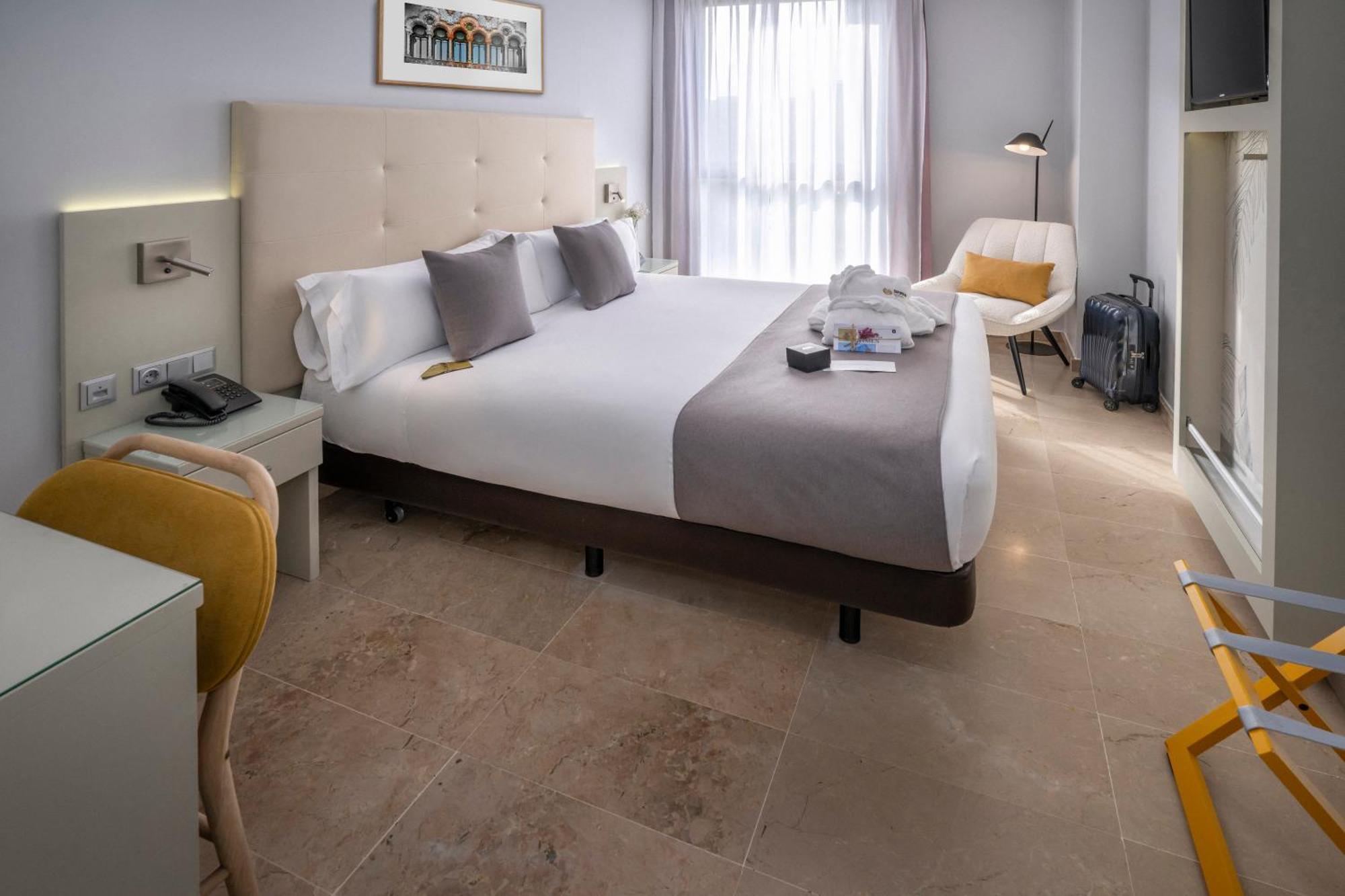 Hotel Serhs Del Port Barcelona Bagian luar foto